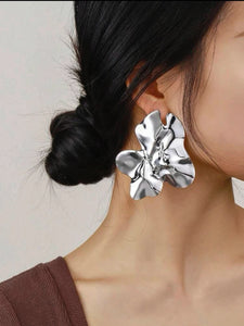 Silver Wave Earrings - B93
