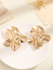 Gold Wave Earrings - B51