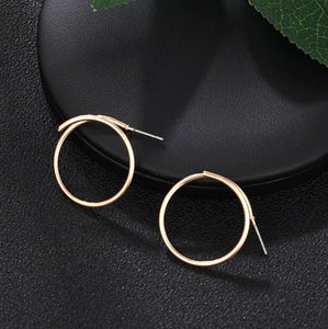 *Swirl Gold Earring - B33S2