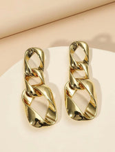 Load image into Gallery viewer, *Gold Chain Earrings - B28S2
