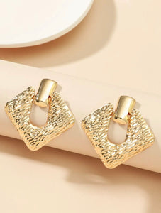 *Gold Geometric Earrings - B8S3