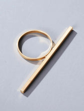 Load image into Gallery viewer, *Gold Bar Ring - D56
