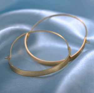 Half Circle Gold Earring - B7S4*