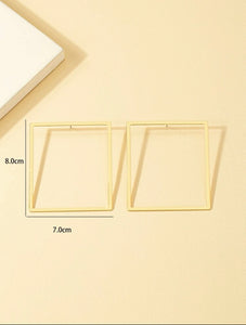 *Gold Solid Square Earrings- B50