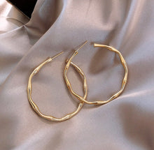 Load image into Gallery viewer, *Gold Bone Hoops - S1
