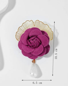 *Fuchsia/Gold Brooch - BT